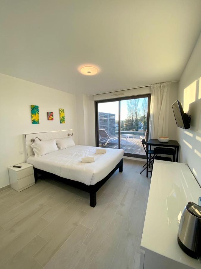 Aparthotel Les Jardins D'Athena à Éguilles Extérieur photo