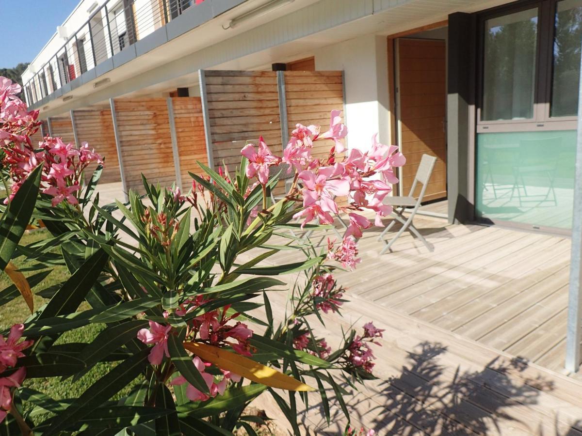 Aparthotel Les Jardins D'Athena à Éguilles Extérieur photo